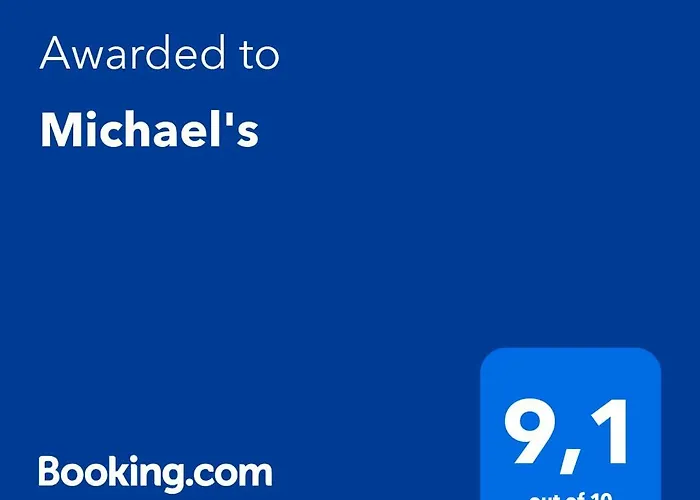 Michael\'S